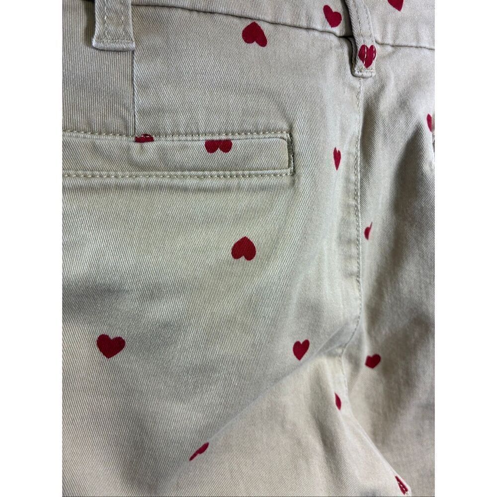 J Crew High Rise Girlfriend Chino Pants in Khaki with Hearts Print Size 6 - Picture 3 of 9